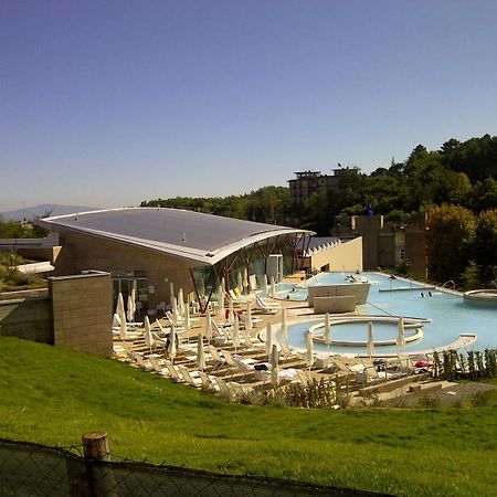 Agriturismo Casa Rossa Chianciano Terme Buitenkant foto