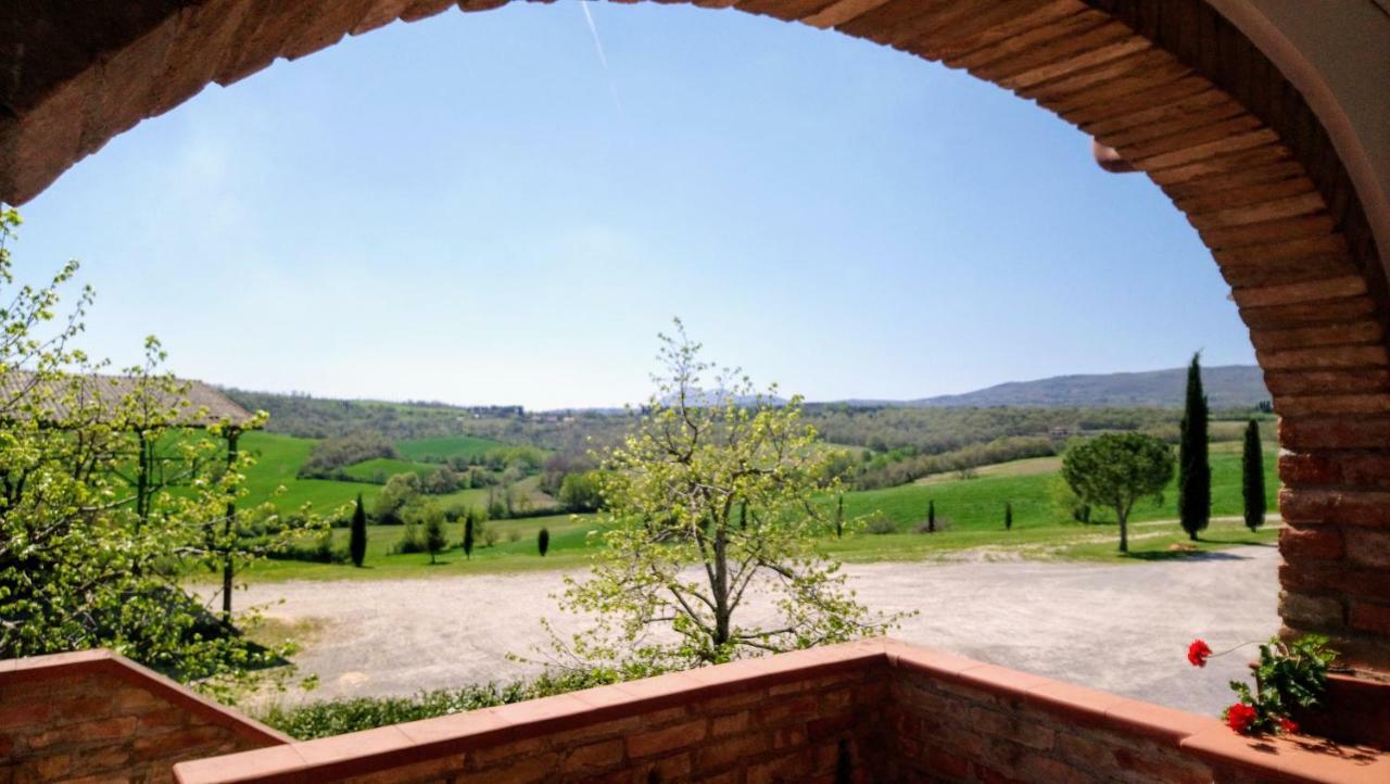Agriturismo Casa Rossa Chianciano Terme Buitenkant foto